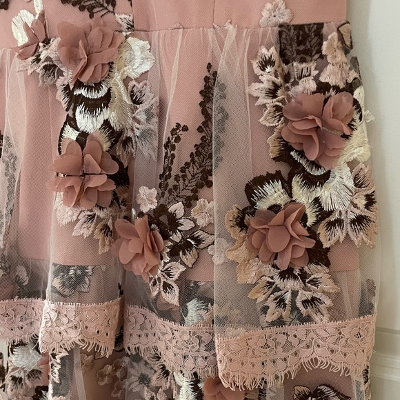 Dress The Population Women's Nellie Floral Embroidered Fit & Flare Dress Mauve - Picture 8 of 16